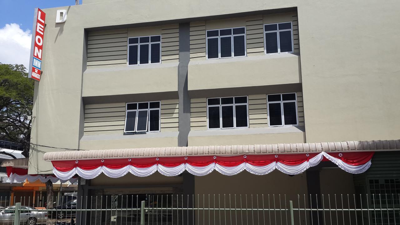 Leon Inn Jodoh Square Batam Exteriör bild